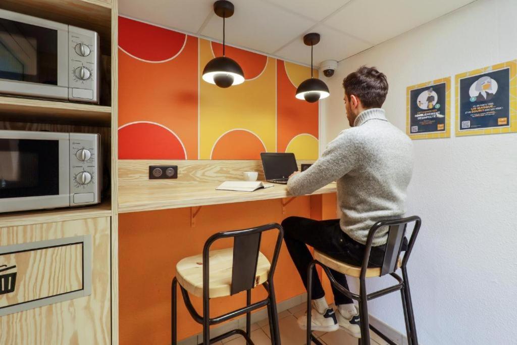 Eiffel Citea Access Dayroom Espace Paris Sans Nuitee Et Chambre Partagee Chatillon Nuitee -- Repos Journee Ou Espace Travail 8-19H Proche Tour Eiffel Ou Usage Bureau A L'Heure En Journee -- Nuitee Chatillon Avenue Paris Exterior foto